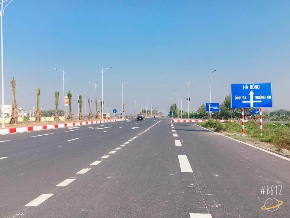 cot-den-chieu-sang-can-roi-ben-bi-va-chac-chan-4