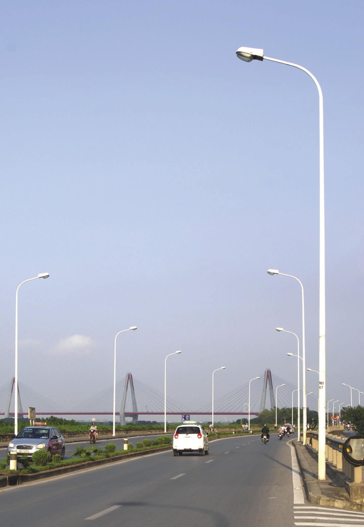 Cột đèn có khả năng chắn gió tới 45m/s cực kỳ ổn định và an toàn