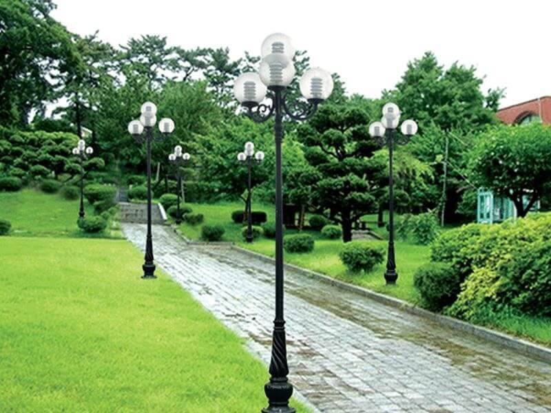 Cột đèn sân vườn Banian DC07 lắp đèn Jupiter, lắp đèn nón, lắp đèn cầu