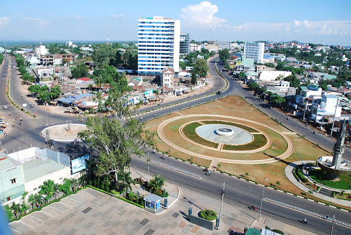 Cột đèn cao áp tại Kon Tum