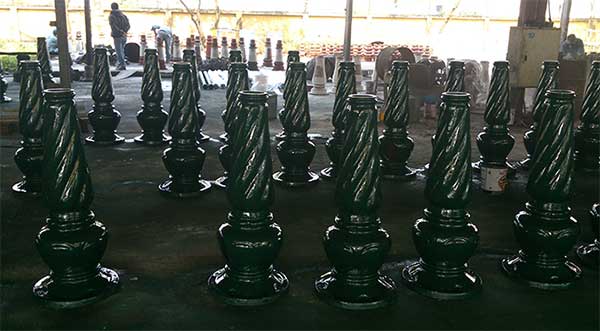 Phan Nguyễn địa chỉ sản xuất cột đèn trang trí sân vườn đẹp 