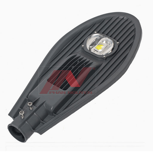 Đèn đường Led sử dụng chip COB ánh sáng trắng 50w tại Phan Nguyễn đang rất được lòng người tiêu dùng.